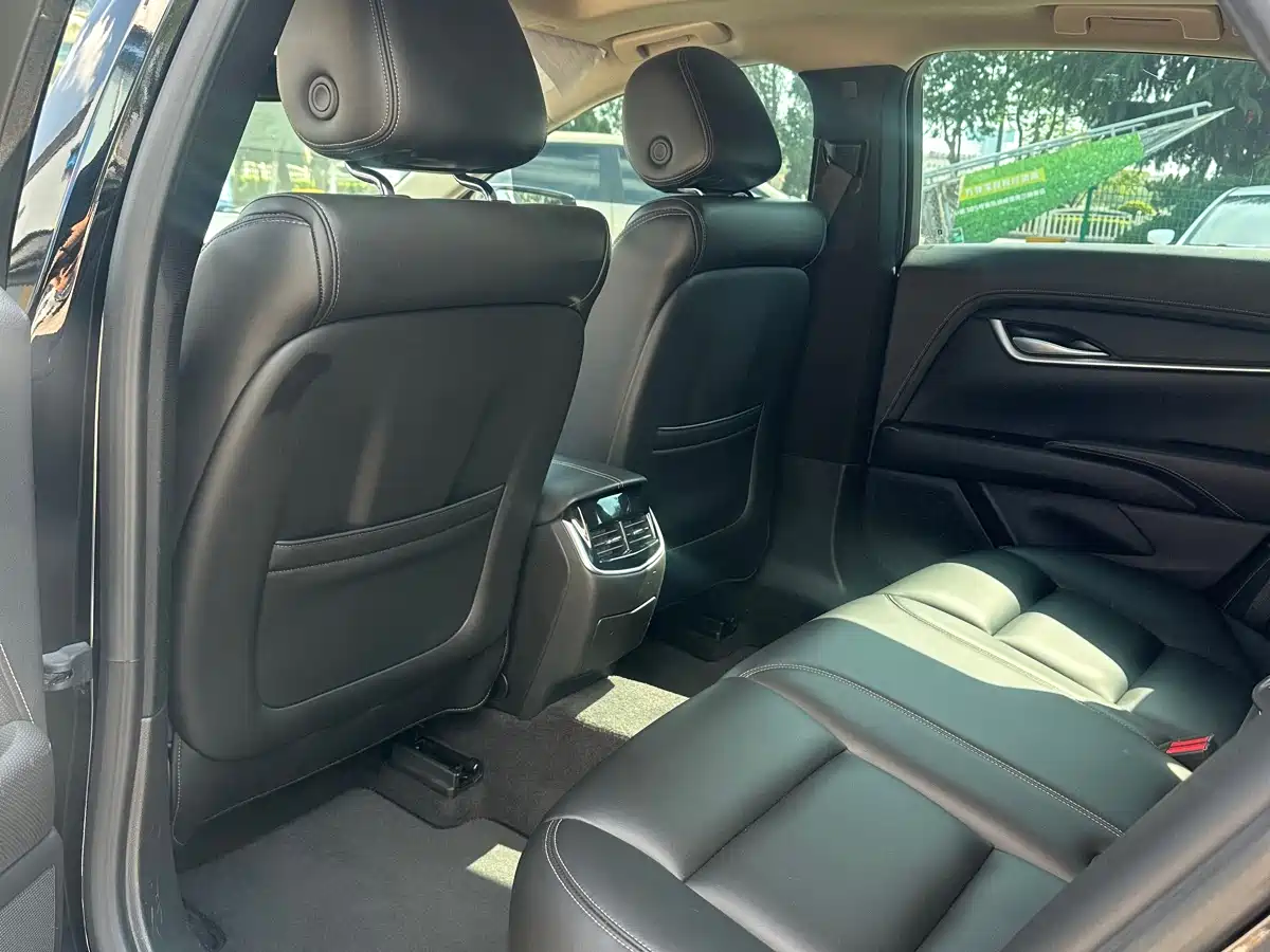 Cadillac XTS 2018 28T Technology фото 10