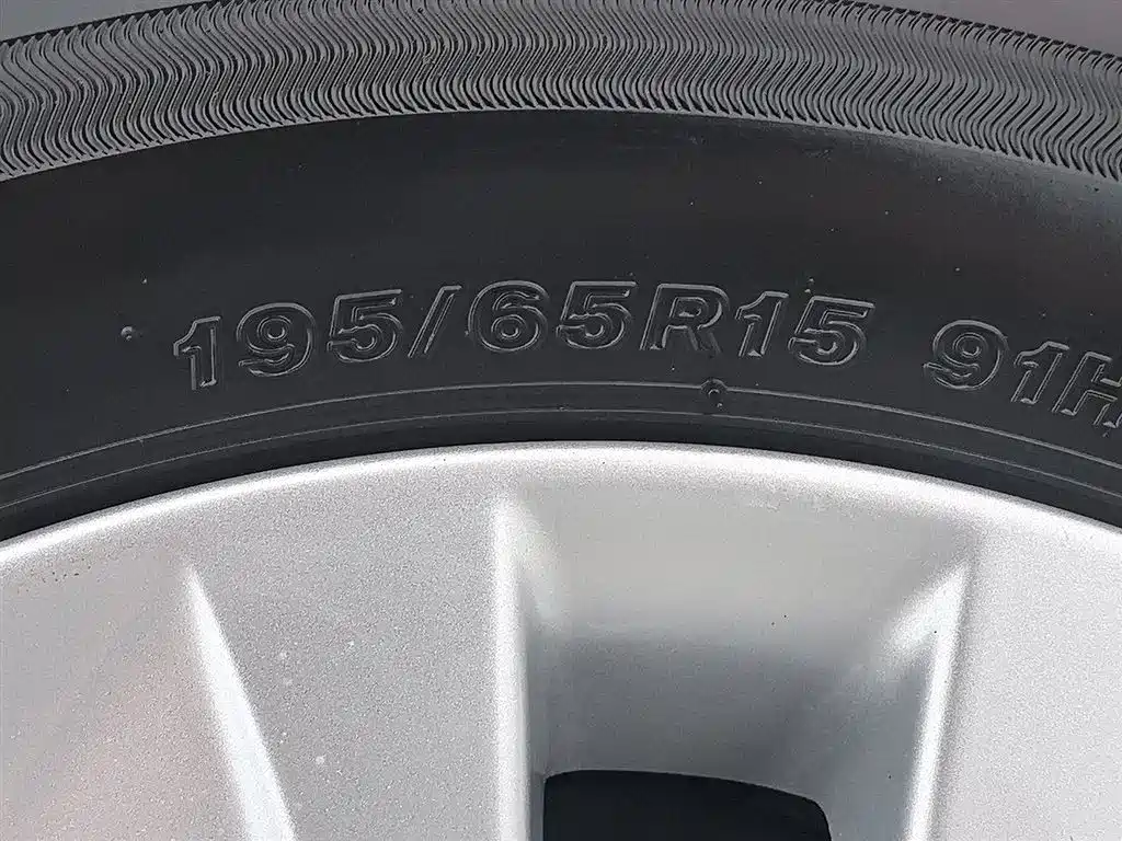 Toyota Corolla 2023 1.5L Pioneer Edition фото 24