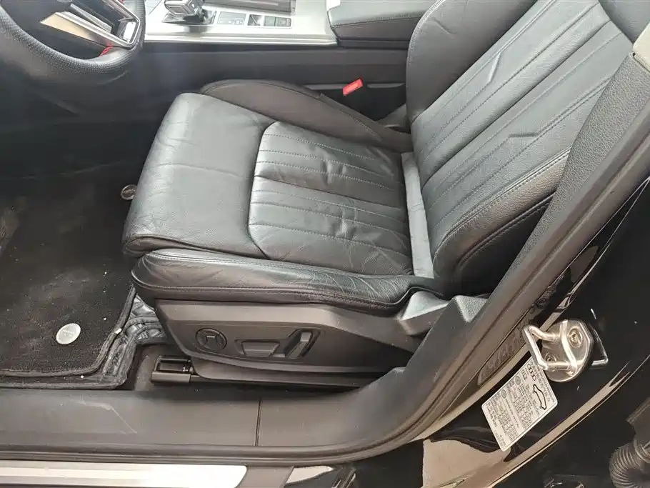 Audi A6L 2019 40 TFSI Luxury Elegance фото 9