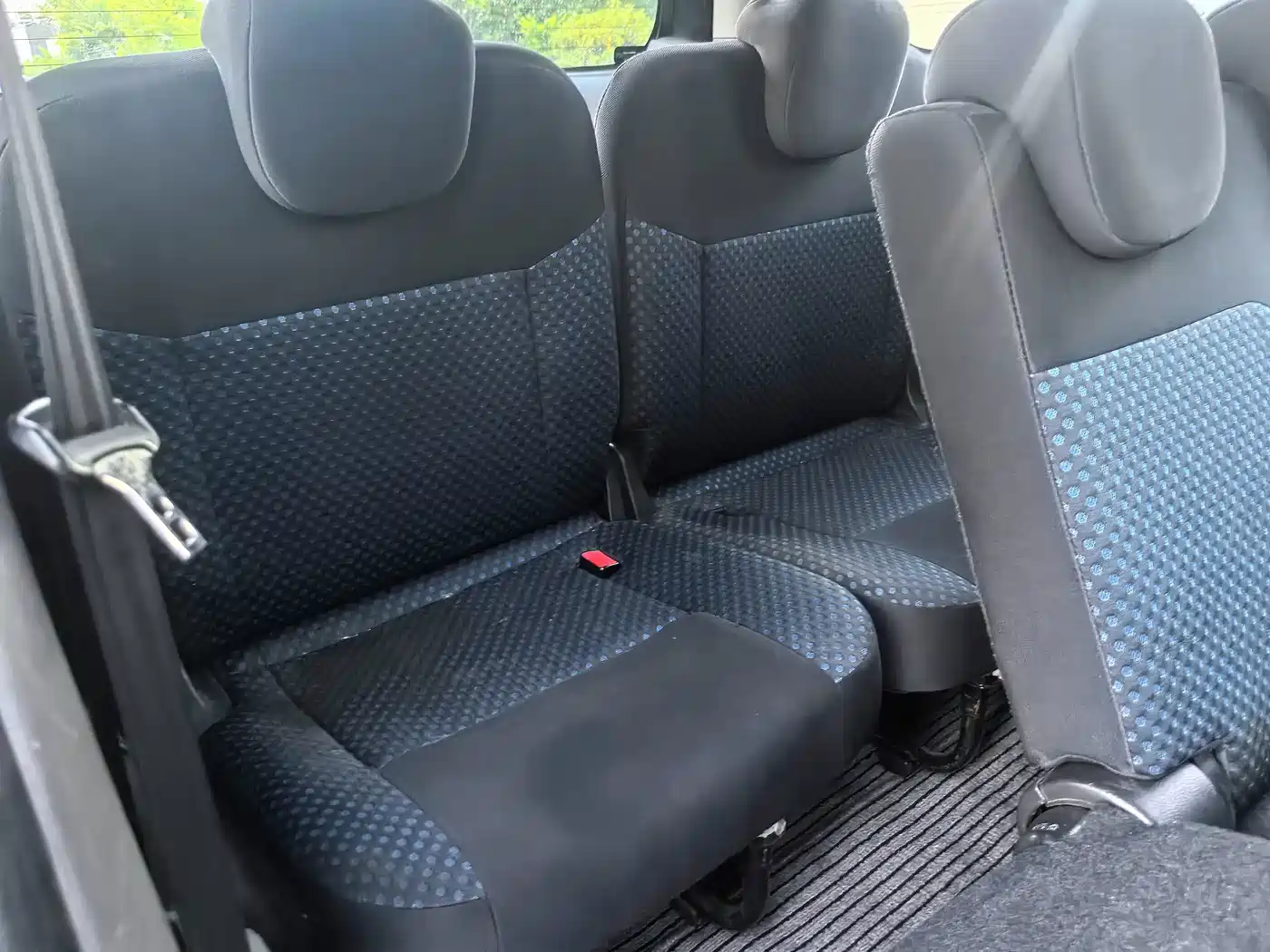 Nissan NV200 2010 2010 1.6L 232-seat Premium