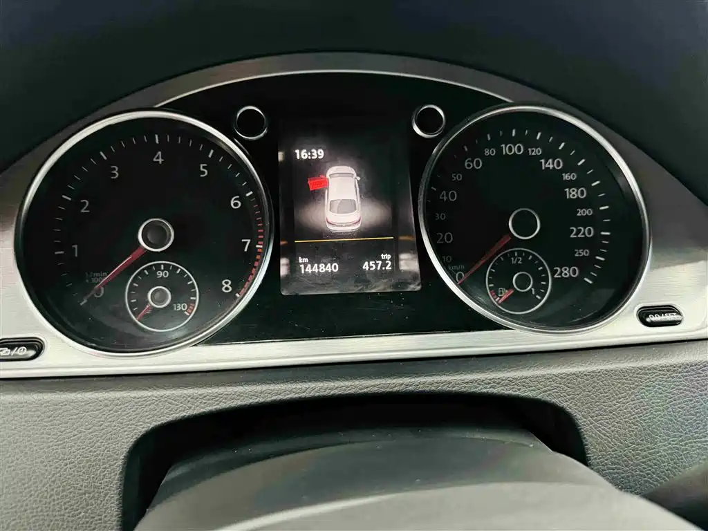 Volkswagen FAW-Volkswagen CC 2015 1.8TSI Luxury фото 14