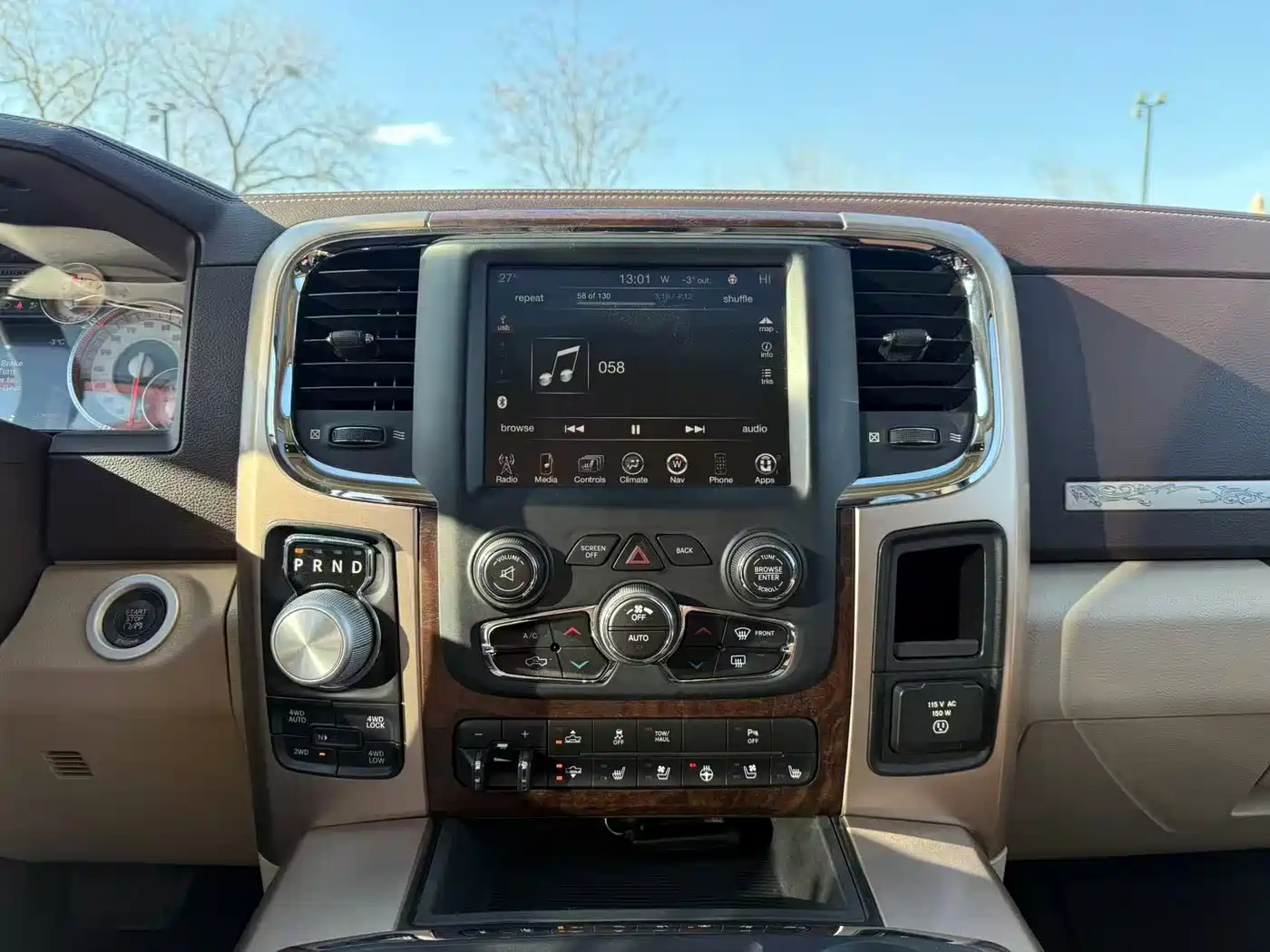 RAM Trucks 2015