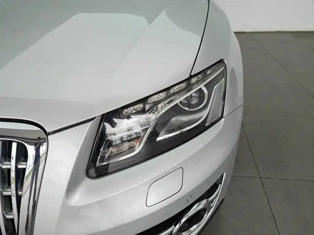 Audi Q5 2012 2.0TFSI Comfort фото 7