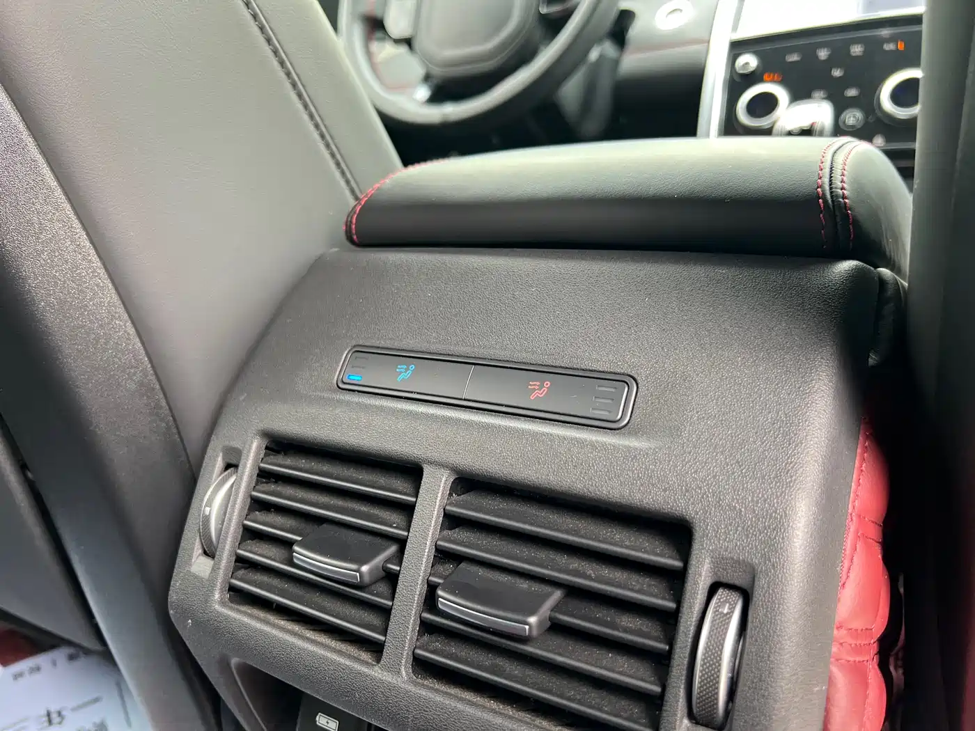Land Rover Discovery Sport 2021 249PS R-Dynamic HSE Luxury Custom Edition фото 19