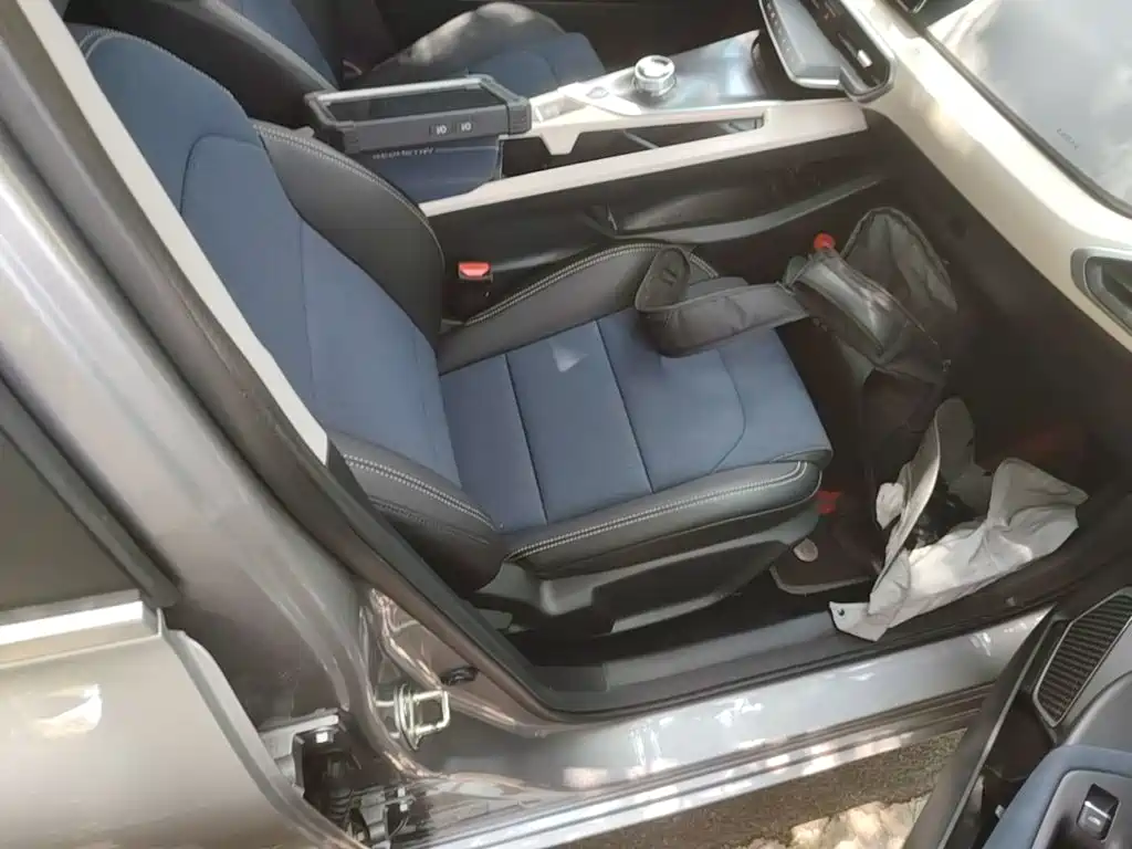 Фото 20 - Geely Geometry A