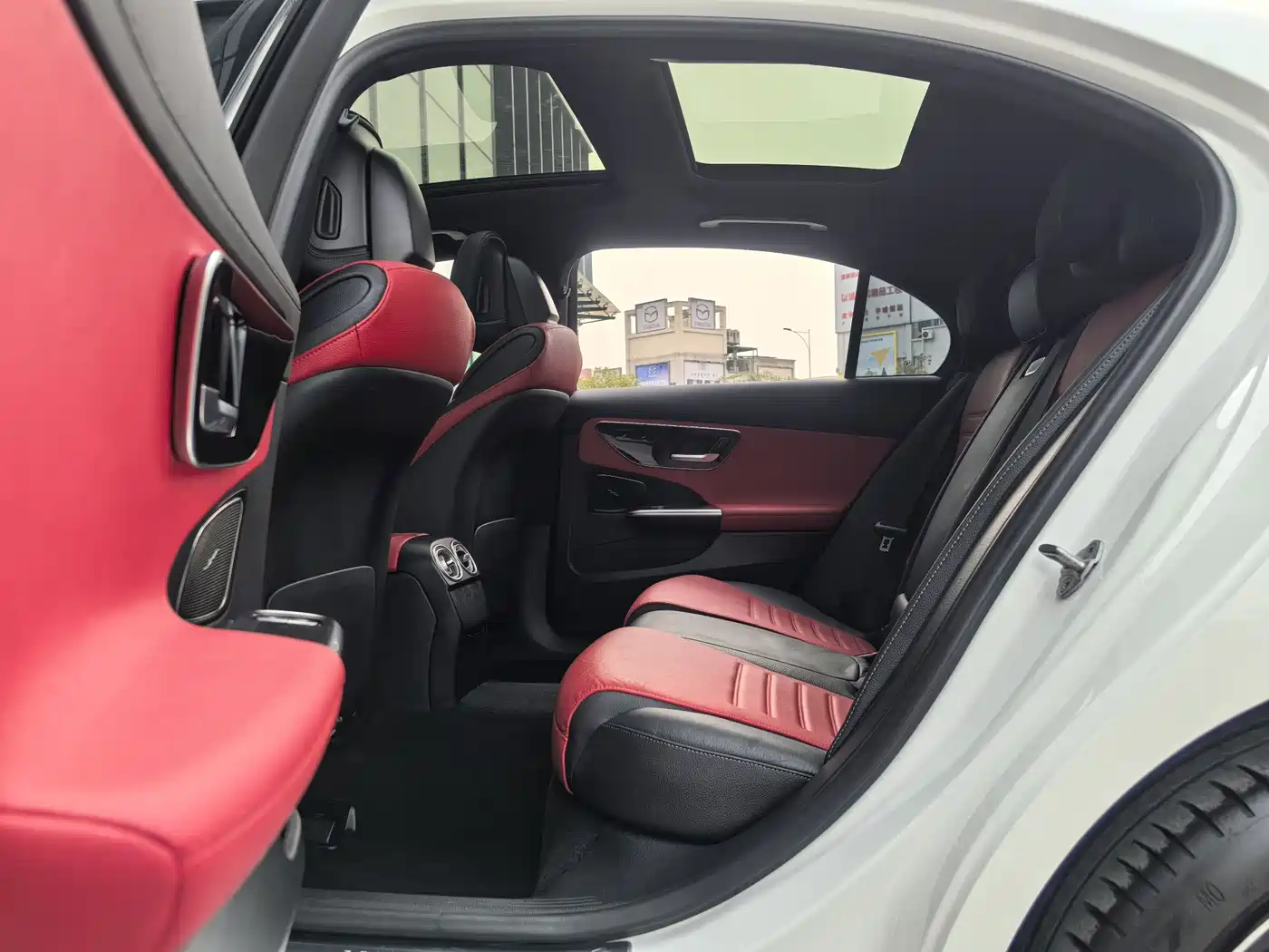 MERCEDES-BENZ C CLASS