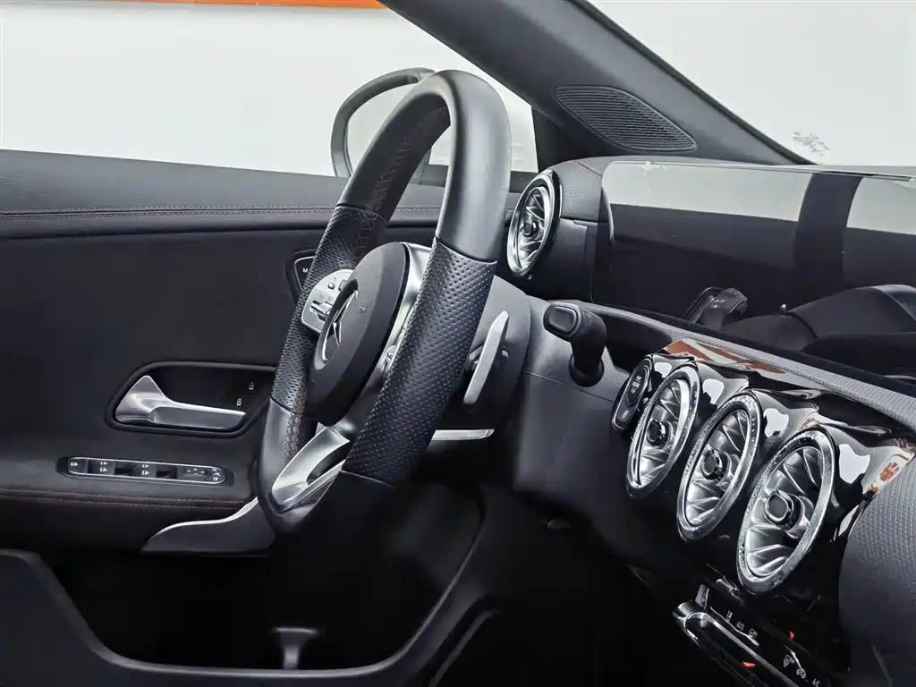 Mercedes-Benz CLA (Import) 2023 CLA 200 Shooting Brake фото 22