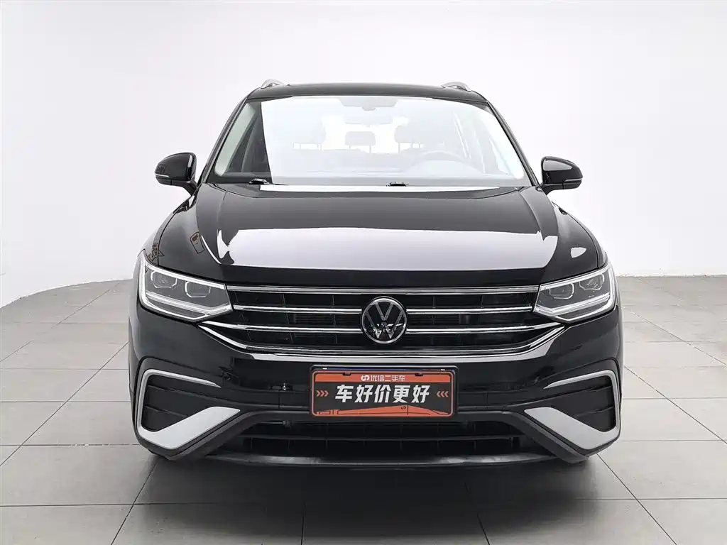 Volkswagen Tiguan L 2024 300TSI Auto 2WD Smart Edition фото 3