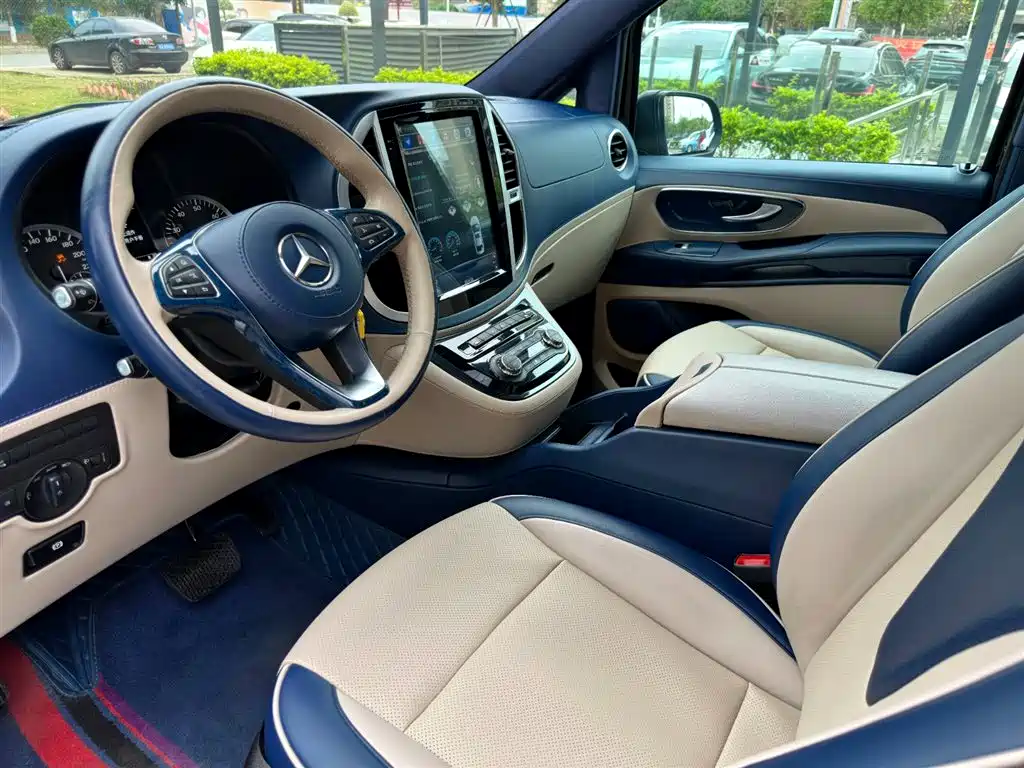 Mercedes-Benz Vito 2016 2.0T Elite Edition фото 10