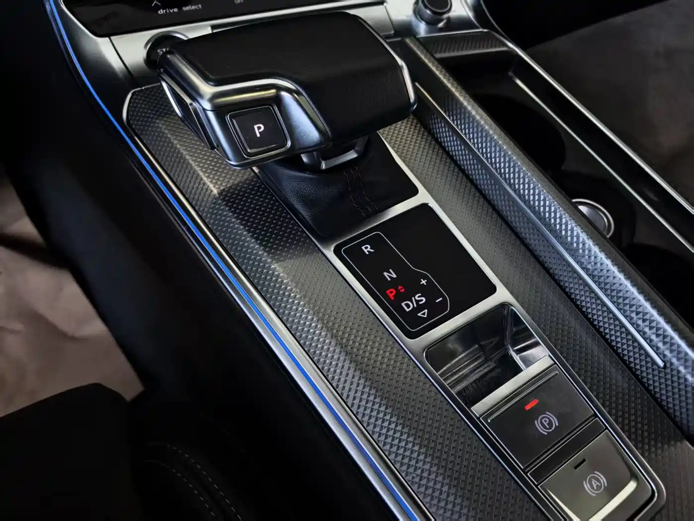 Audi A6L 2023 45 TFSI Premium Selection Dynamic фото 5