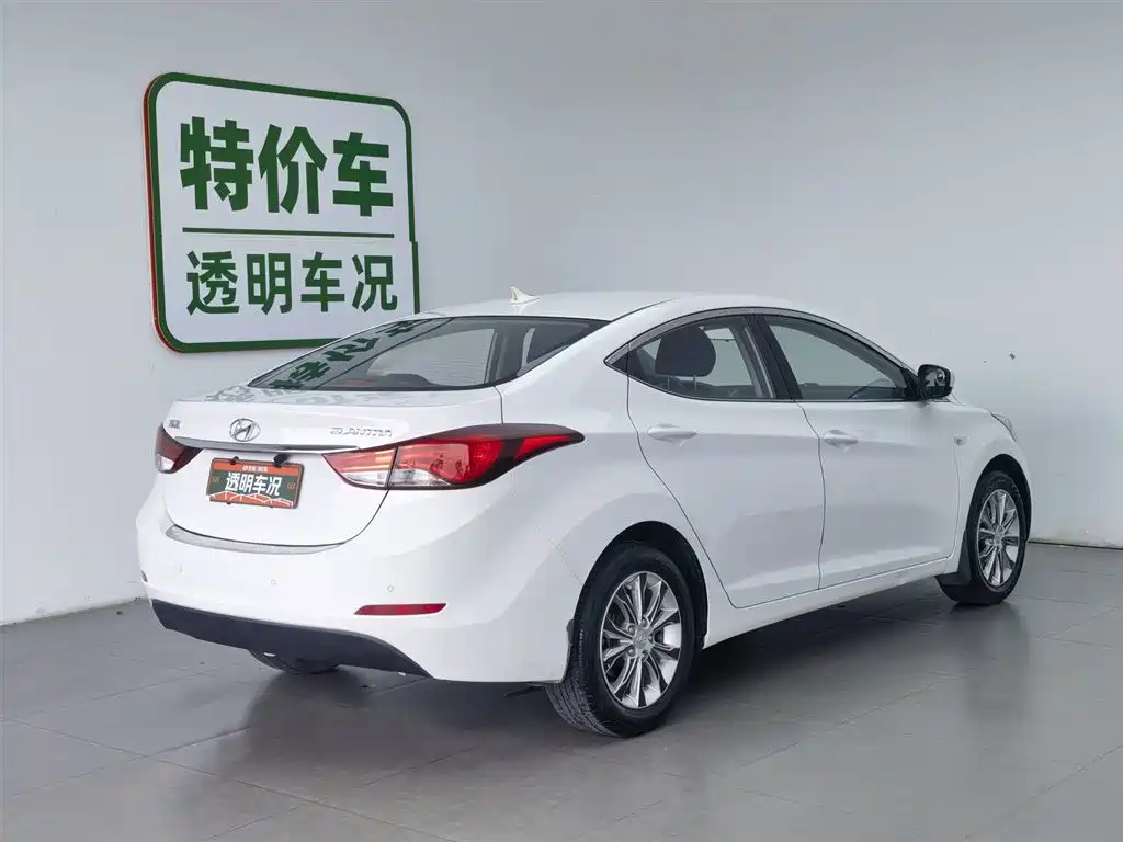 Hyundai Langdong 2016 1.6L Automatic Smart Edition фото 2