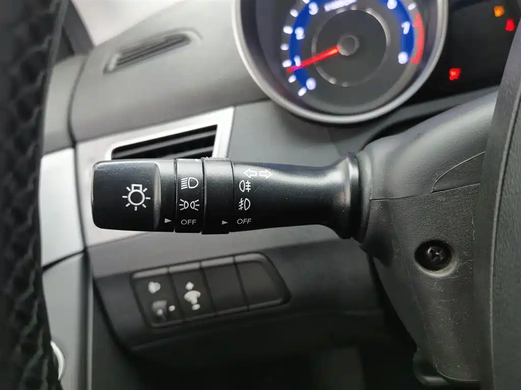 Hyundai Langdong 2016 1.6L Automatic Smart Edition фото 21