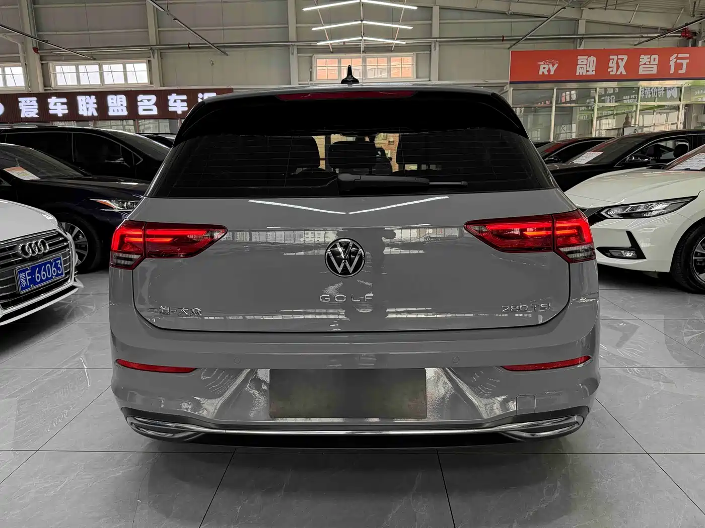Volkswagen Golf 2021 280TSI DSG Pro фото 5