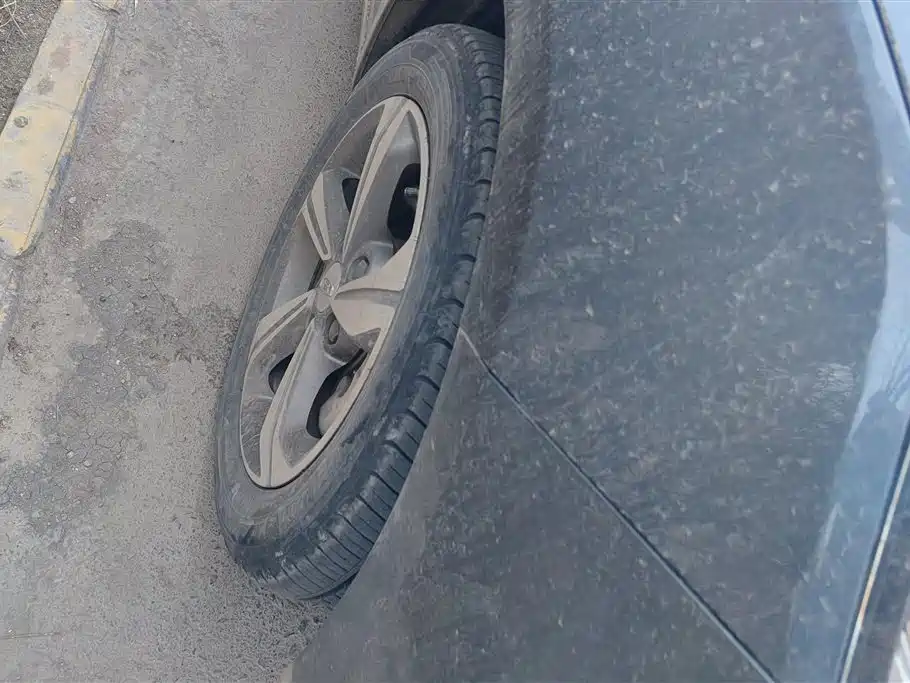 GEELY AUTOMOBILE EMGRAND GL