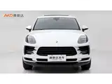 Photo 2 - Porsche Macan