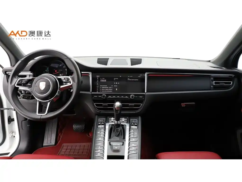 Photo 5 - Porsche Macan