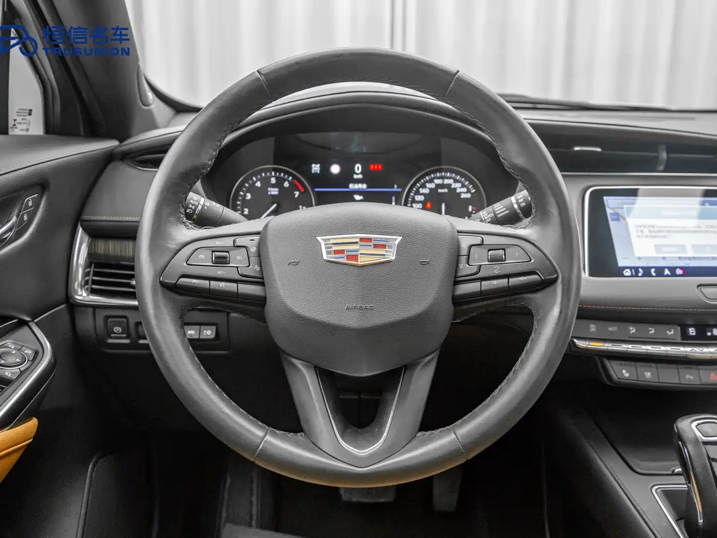 Cadillac XT4 2018 28T AWD Platinum Edition фото 17