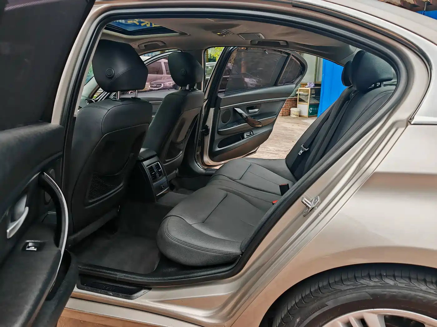 BMW 3 Series 2017 320Li Fashion фото 9