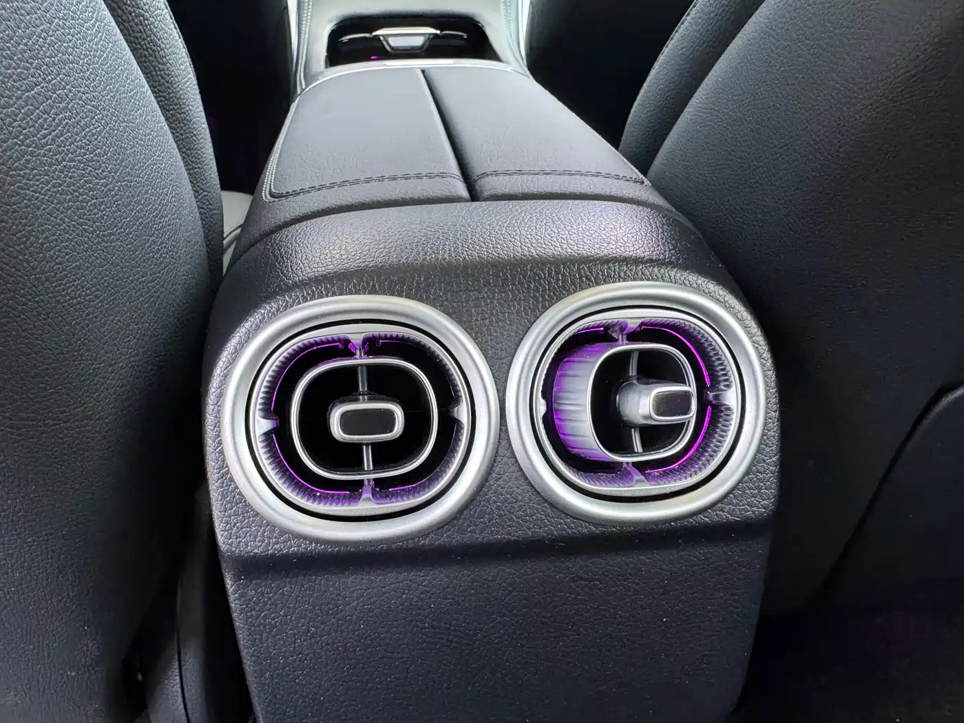 Mercedes-Benz C-Class 2024 C 260 L Sport фото 20