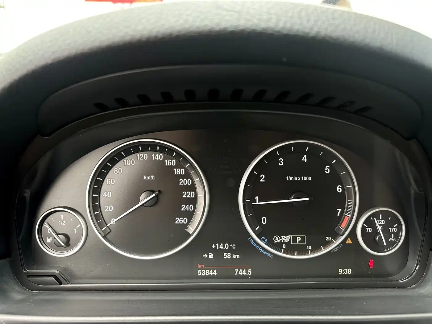 BMW 5 Series 2017 525Li Leading Edition фото 8