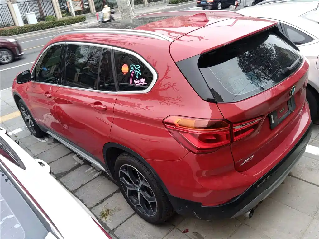 BMW X1 2019 sDrive18Li Premium Model фото 23