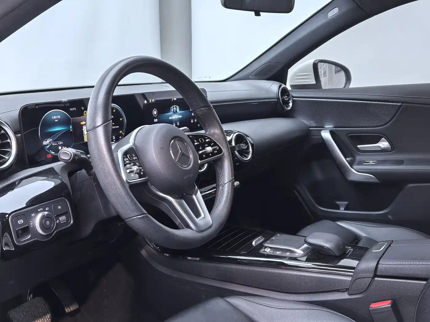 Mercedes-Benz A-Class 2021 A 200 L Sport Sedan Dynamic Type фото 9