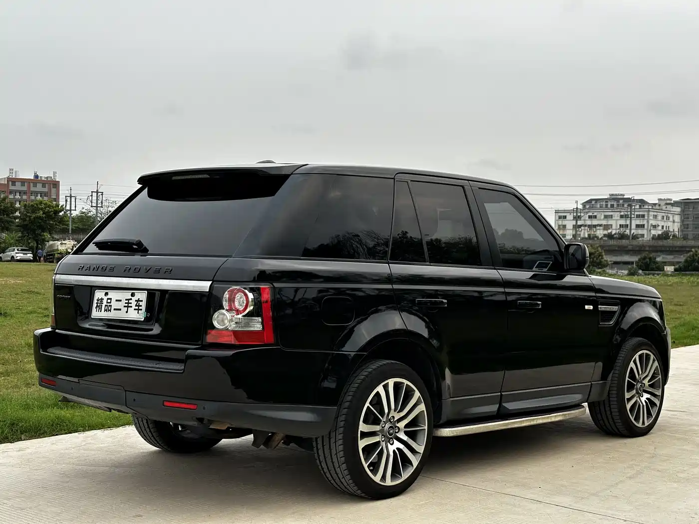 Land Rover Range Rover Sport 2013 3.0 TDV6 Black Label Limited Edition фото 8