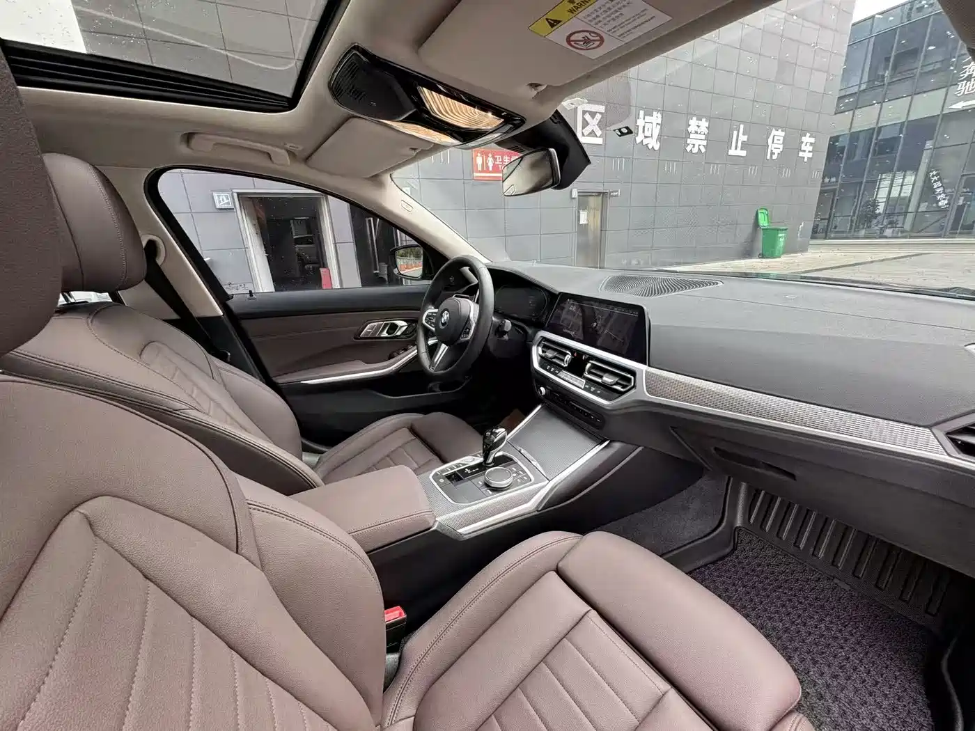 BMW 3 Series 2020 325Li M Sport Black Night Package фото 28