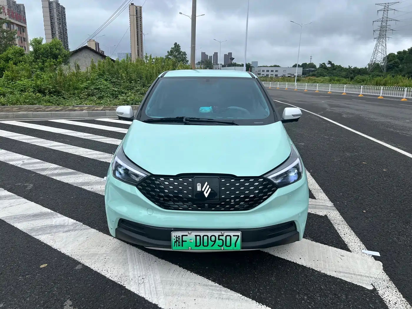 JMCG New Energy Yizhi EV3 2025 2025 Plus 330KM Luxury