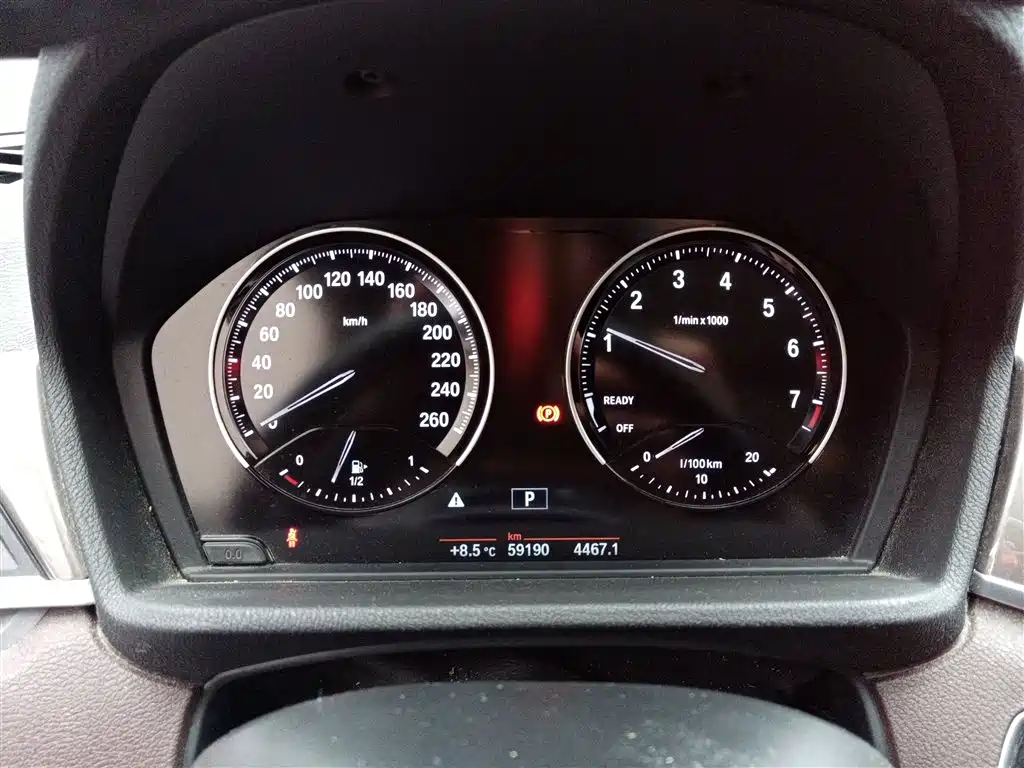 BMW X1 2019 sDrive18Li Premium Model фото 8