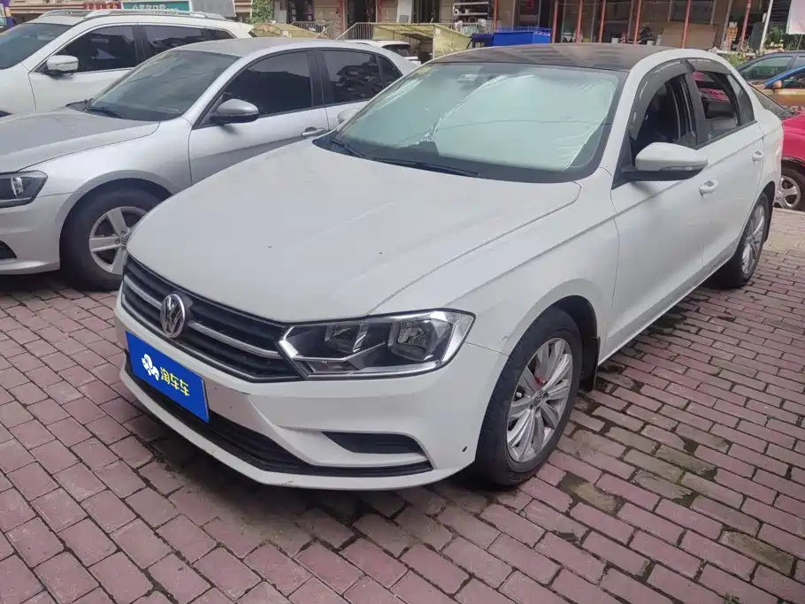 Фото 1 - Volkswagen Bora