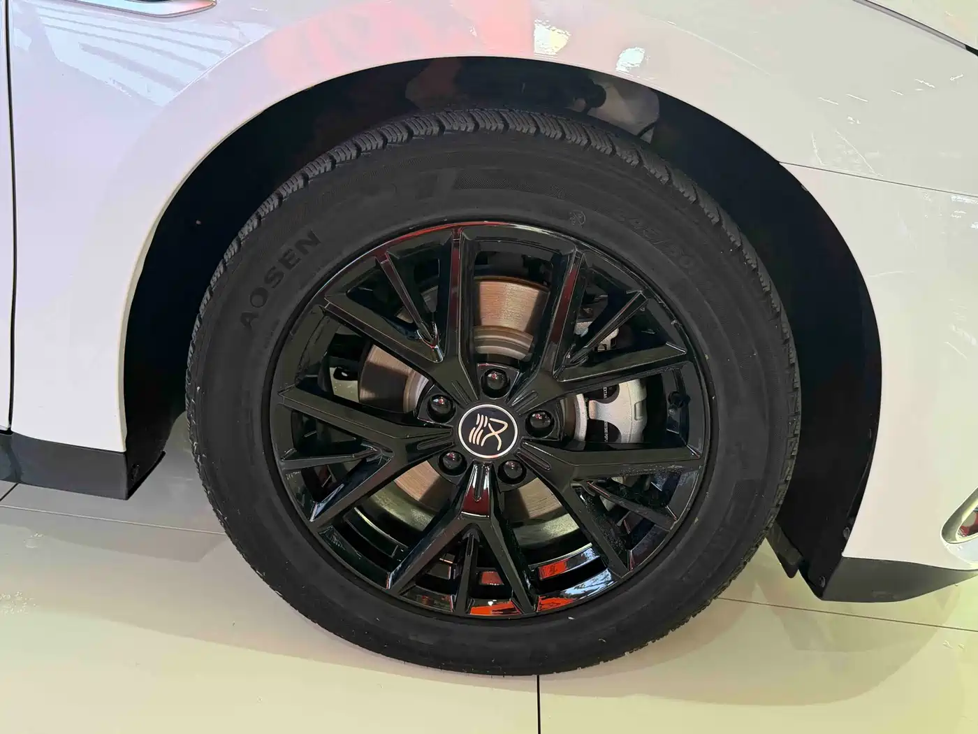 BYD Han 2023 DM-i Champion Edition 121KM Prestige фото 16