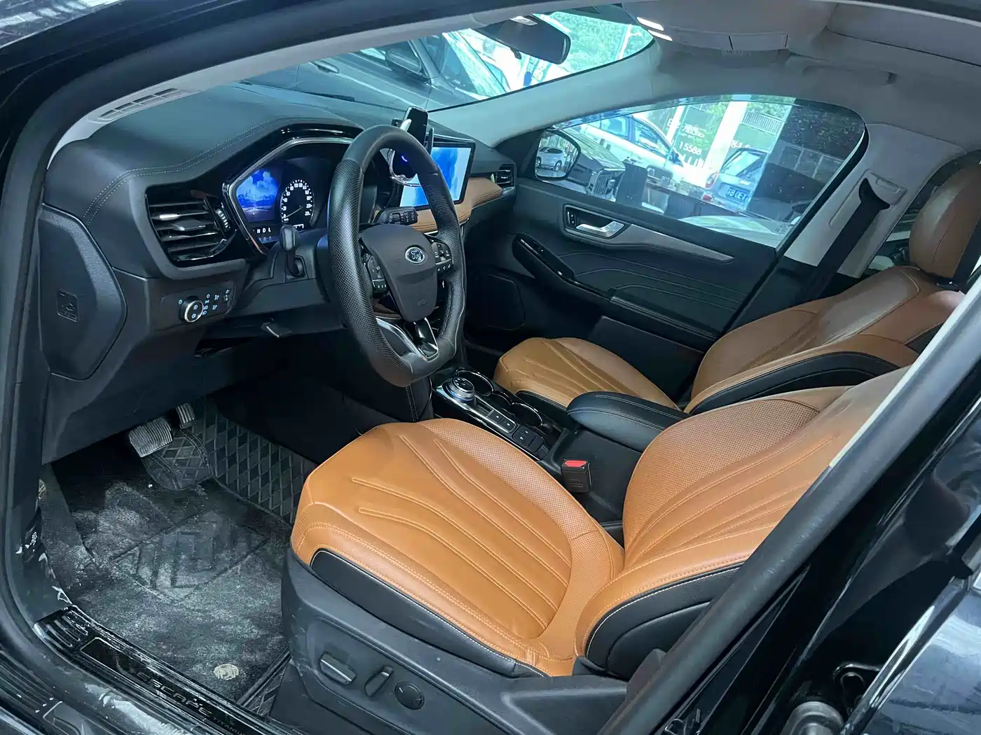 FORD RUIJI