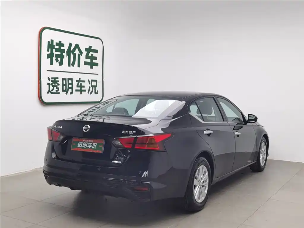 Nissan Teana 2020 2.0L XE Fashion Edition фото 2