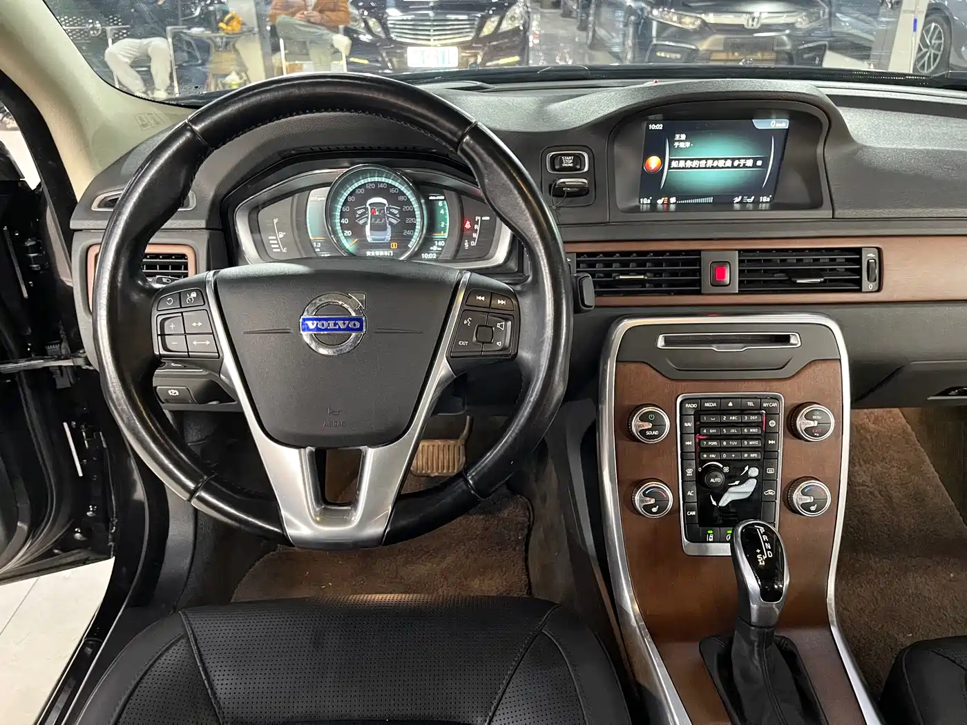 Volvo S80L 2015 2.0T T5 Inscription Edition фото 8