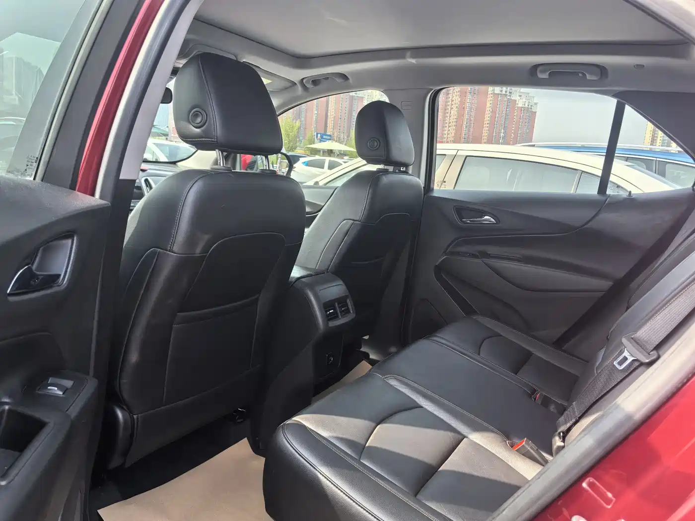 Chevrolet Equinox 2018 550T Automatic 4WD Pioneer Edition фото 11