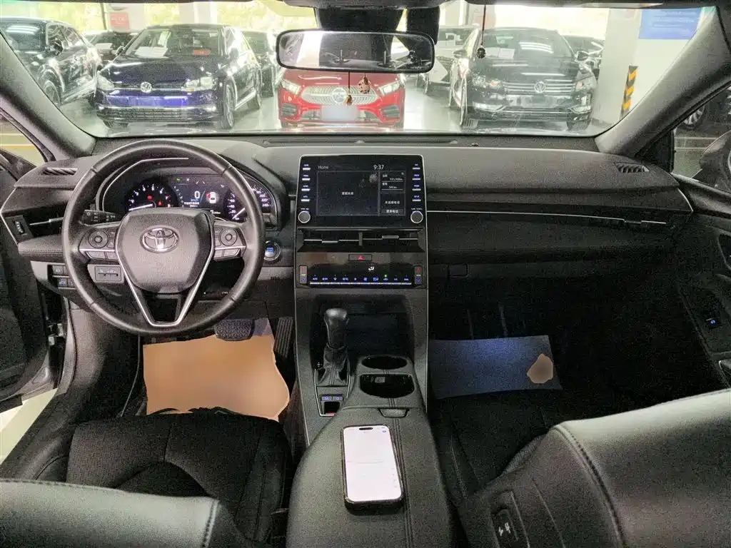 Toyota Avalon 2022 2.0L Luxury Edition фото 10