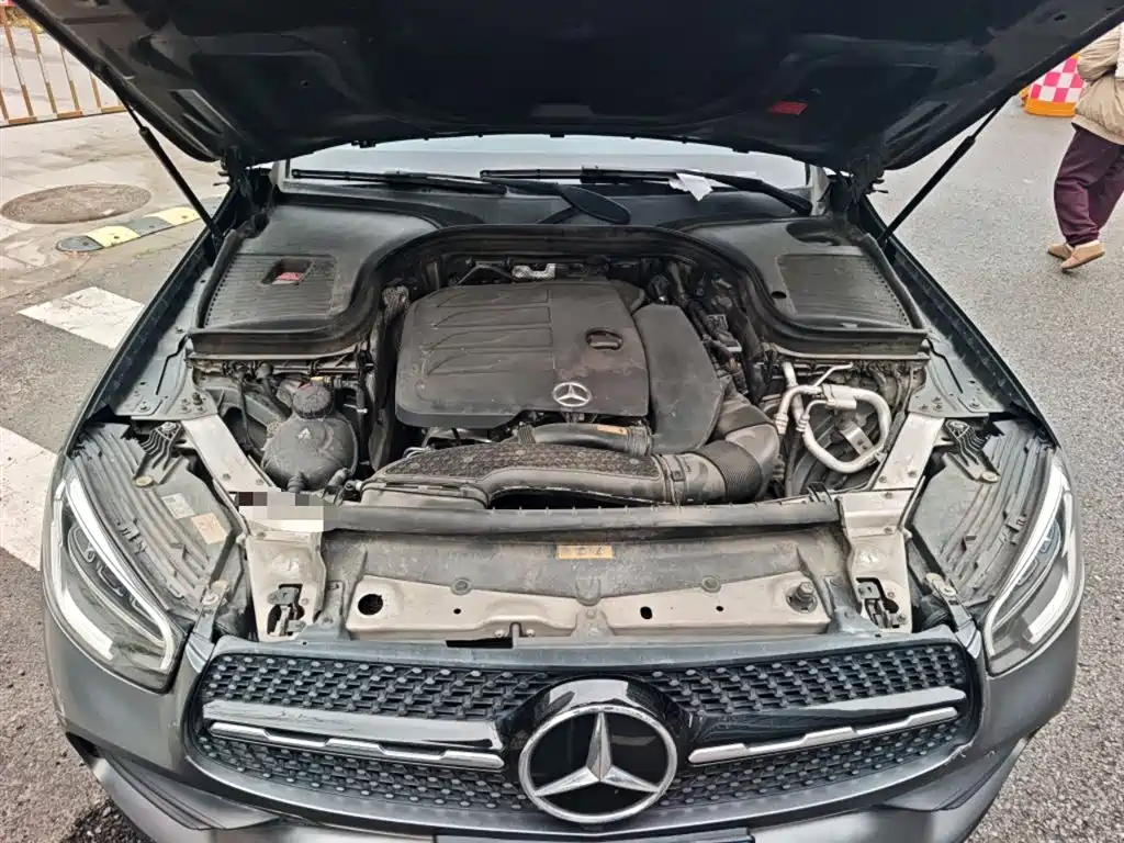 Mercedes-Benz GLC Coupe 2020 GLC 300 4MATIC Coupe SUV фото 11