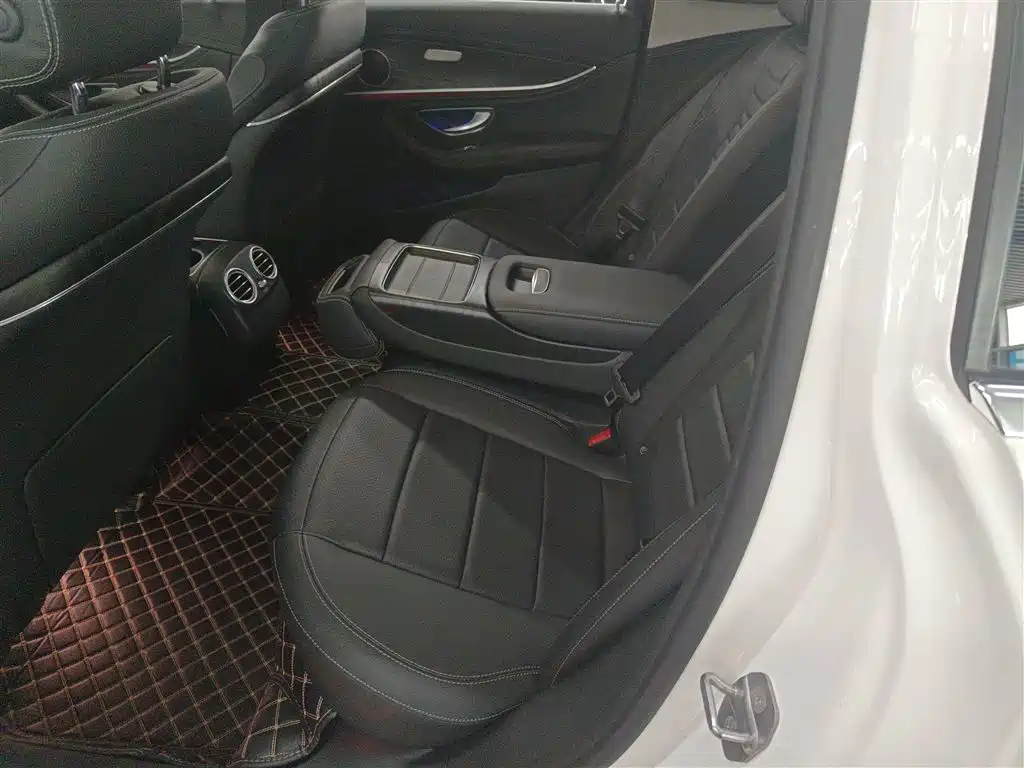 Mercedes-Benz E-Class 2020 Facelift E 260 L Sport фото 17
