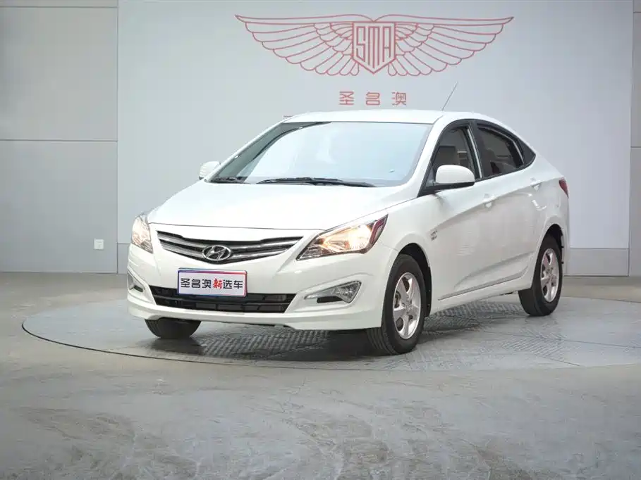 Hyundai Verna 2016 1.4L Automatic Fashion GS