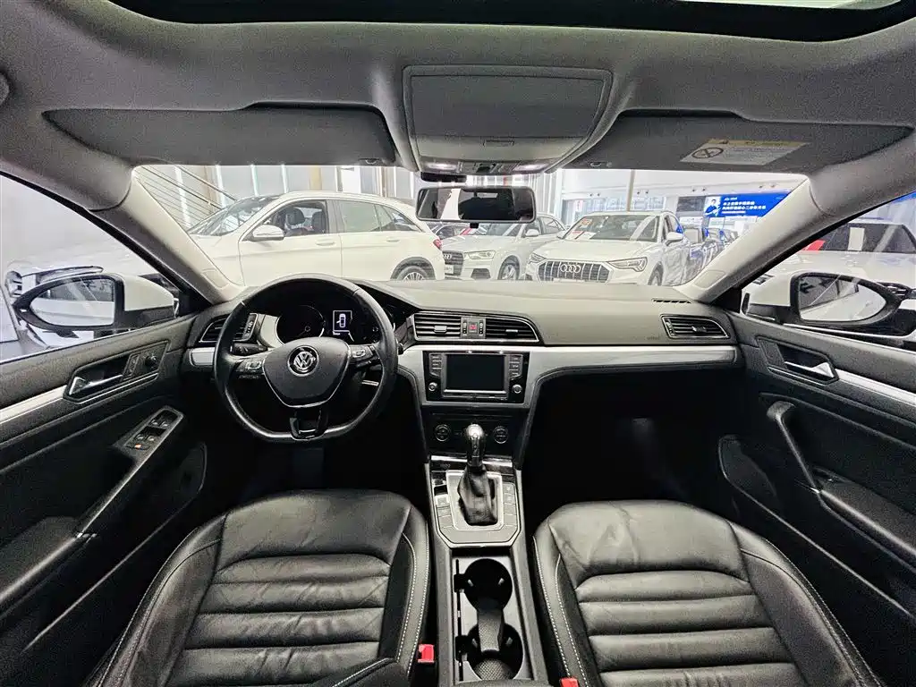 Volkswagen Lamando 2017 280TSI DSG Comfort Edition фото 14
