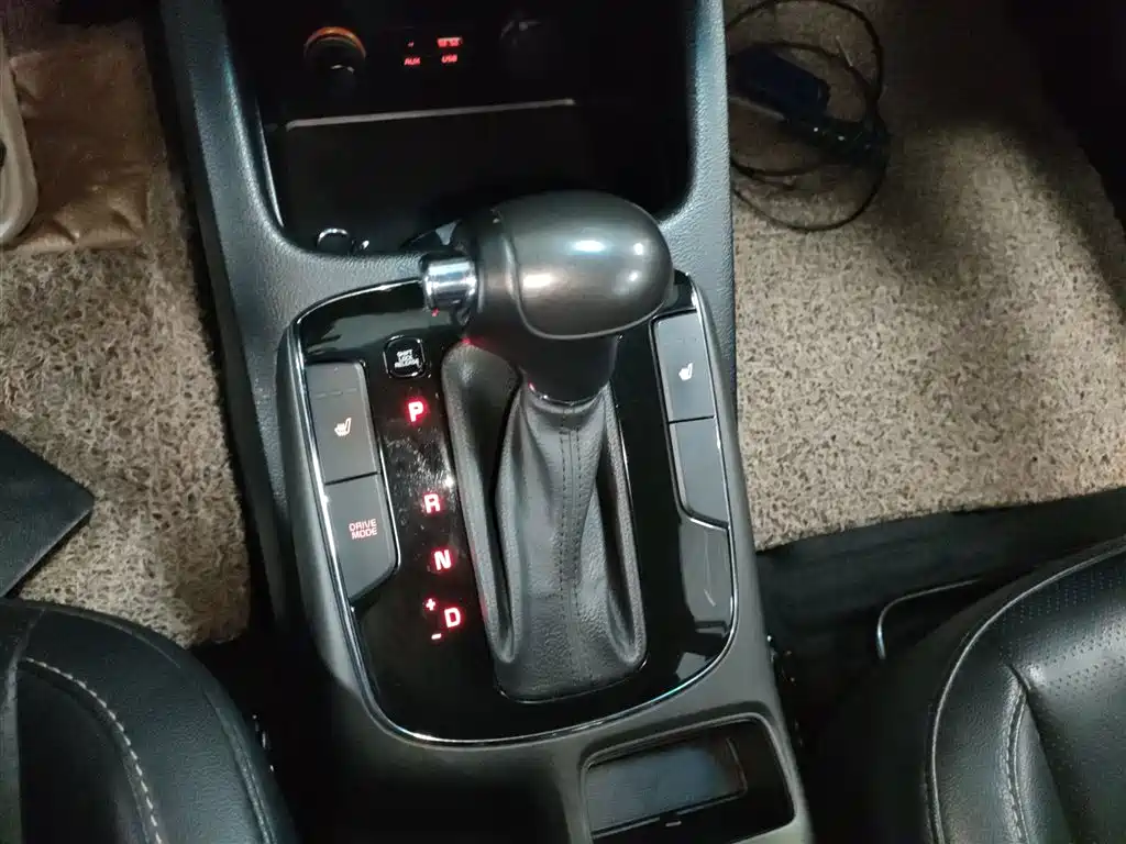 Kia K3 2017 1.6L Automatic 15th Anniversary Special GLS фото 10