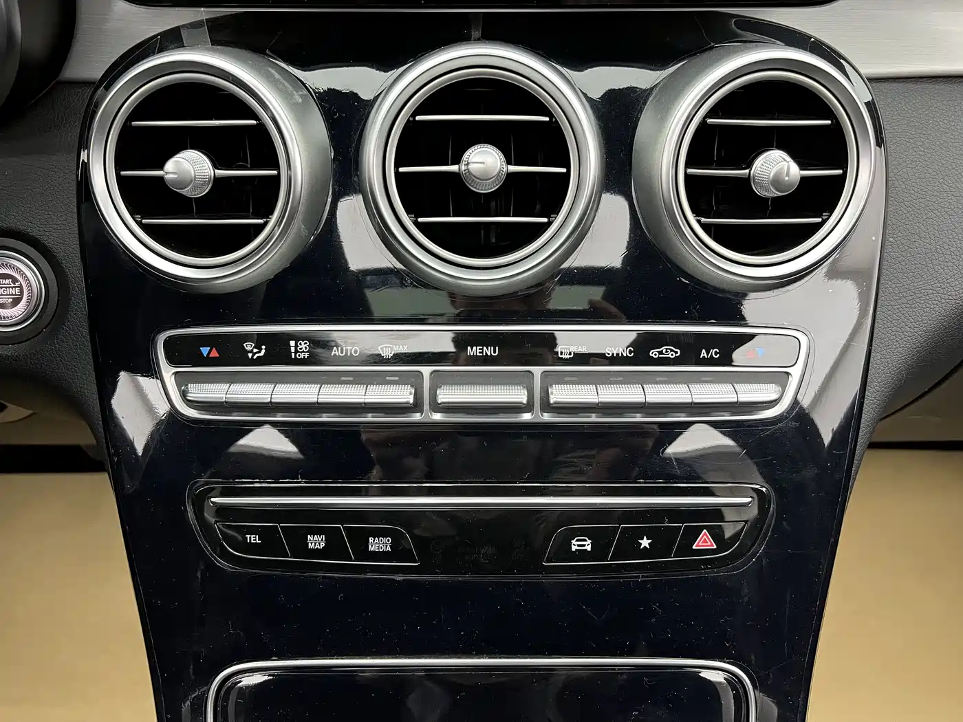 Mercedes-Benz GLC 2021 GLC 260 L 4MATIC Sporty фото 25