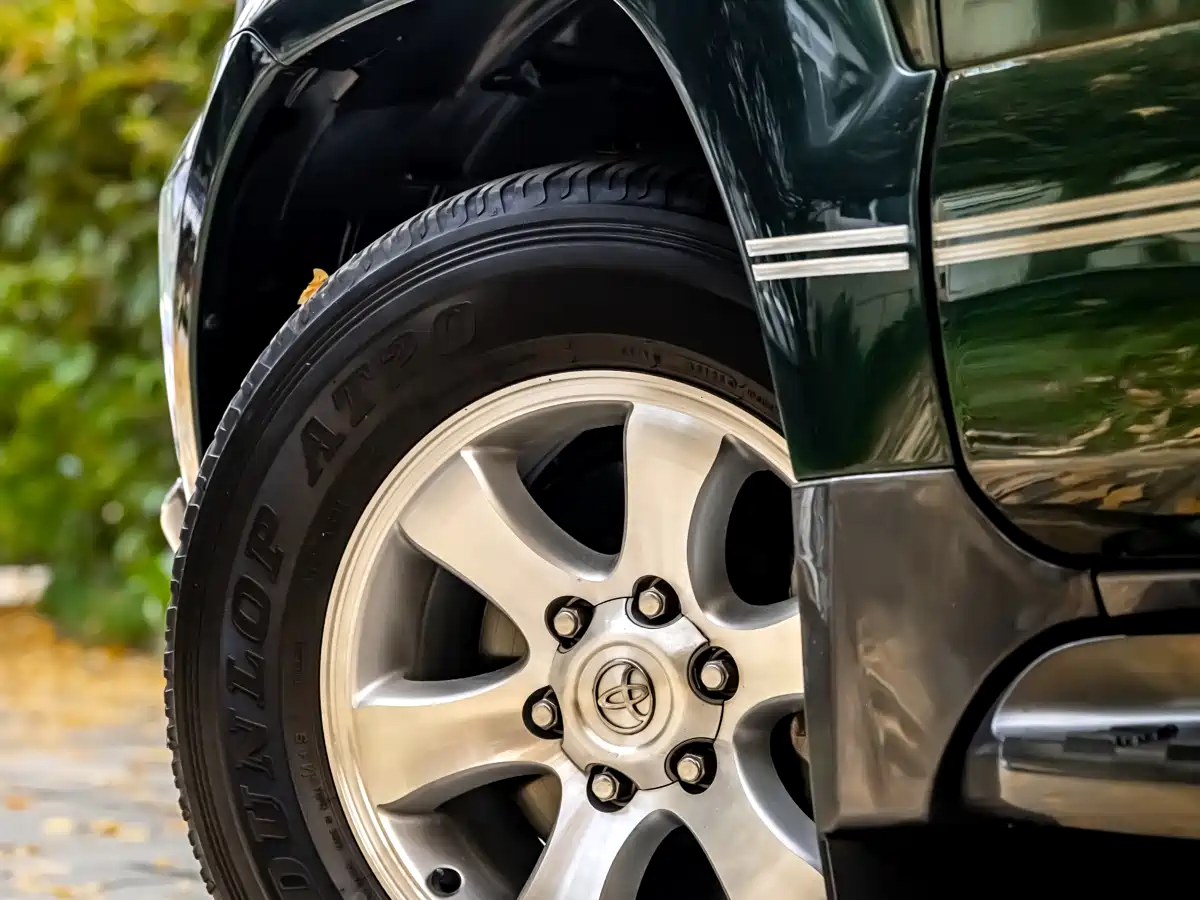 Toyota Prado 2006 4.0L Automatic VX NAVI Edition фото 4