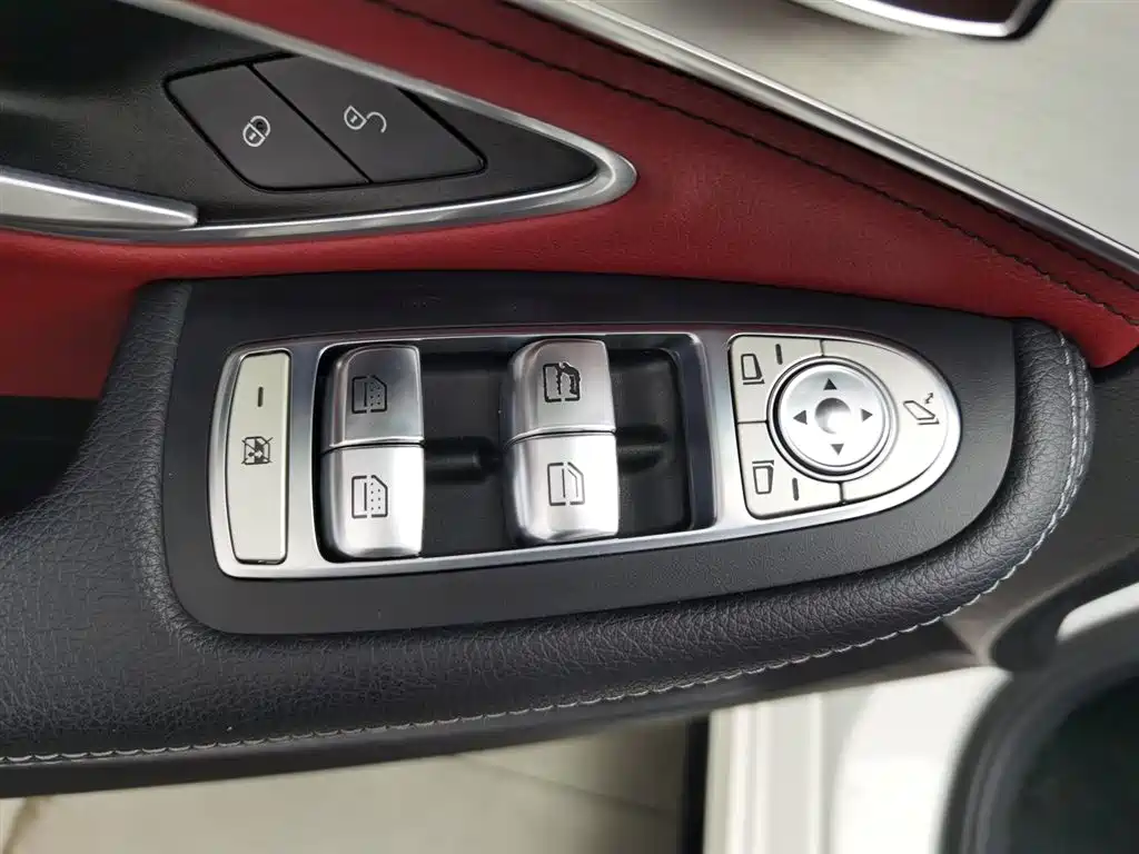 Mercedes-Benz C-Class 2018 C 200 Sport Edition фото 9