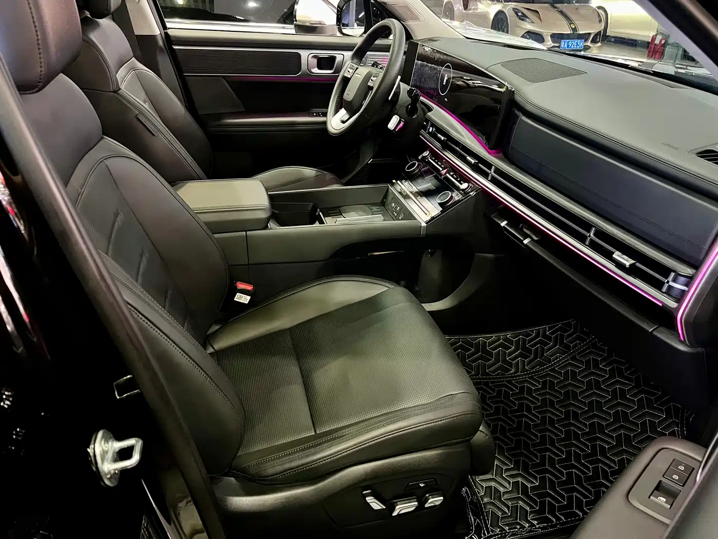 Hyundai Santa Fe 2024 2024 2.0T Connoisseur Pro Max