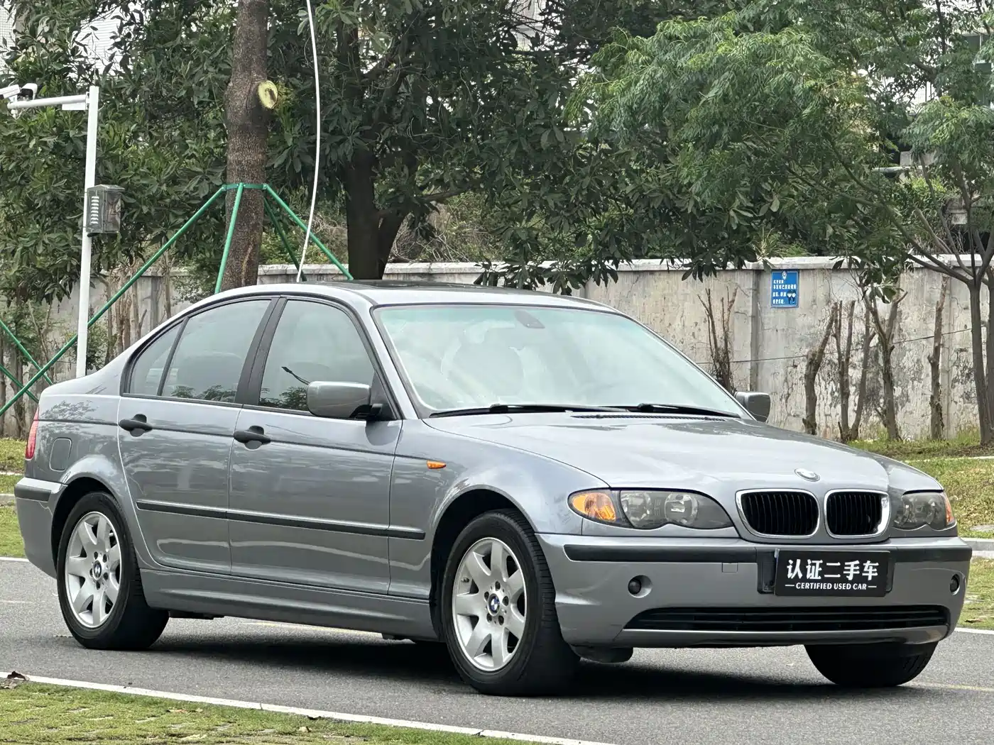 BMW 3 Series 2004 318i фото 7