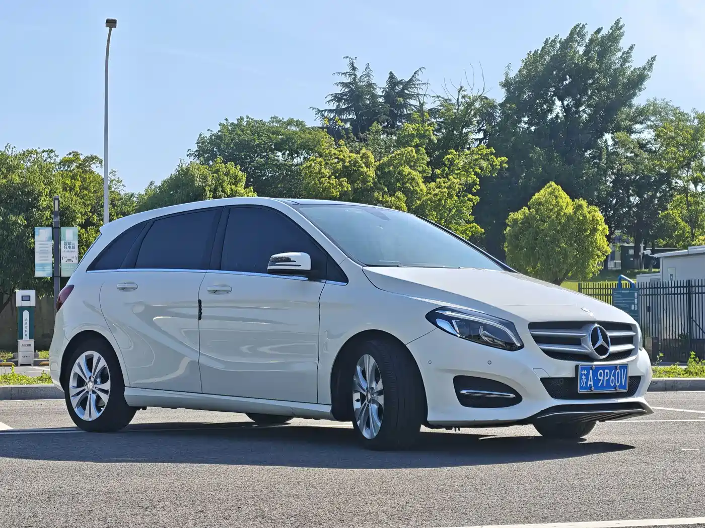 Mercedes-Benz B-Class 2015 B 200 Style фото 7