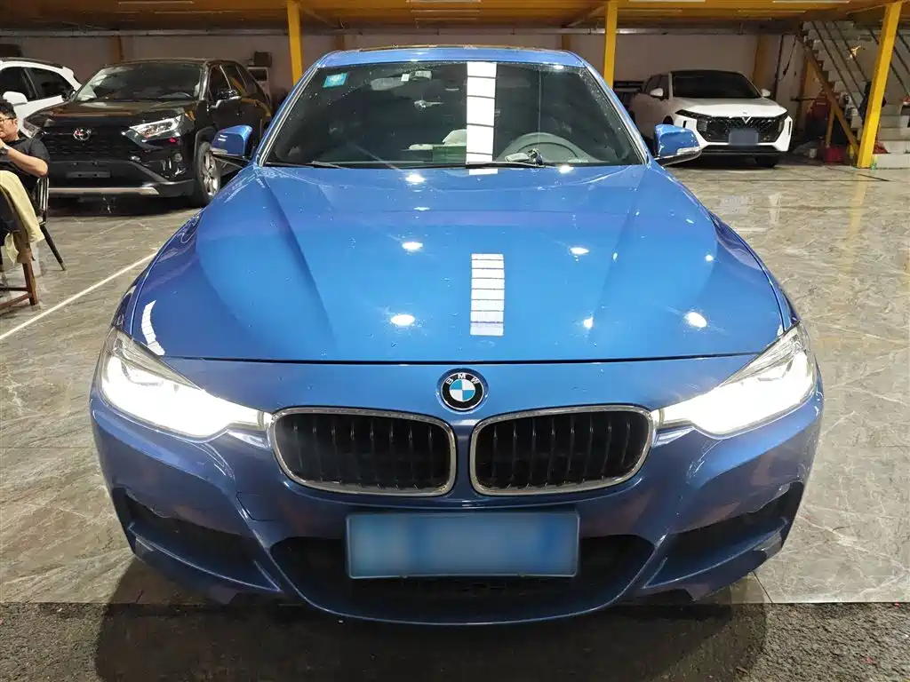 BMW 3 Series 2017 320i M Sport фото 3
