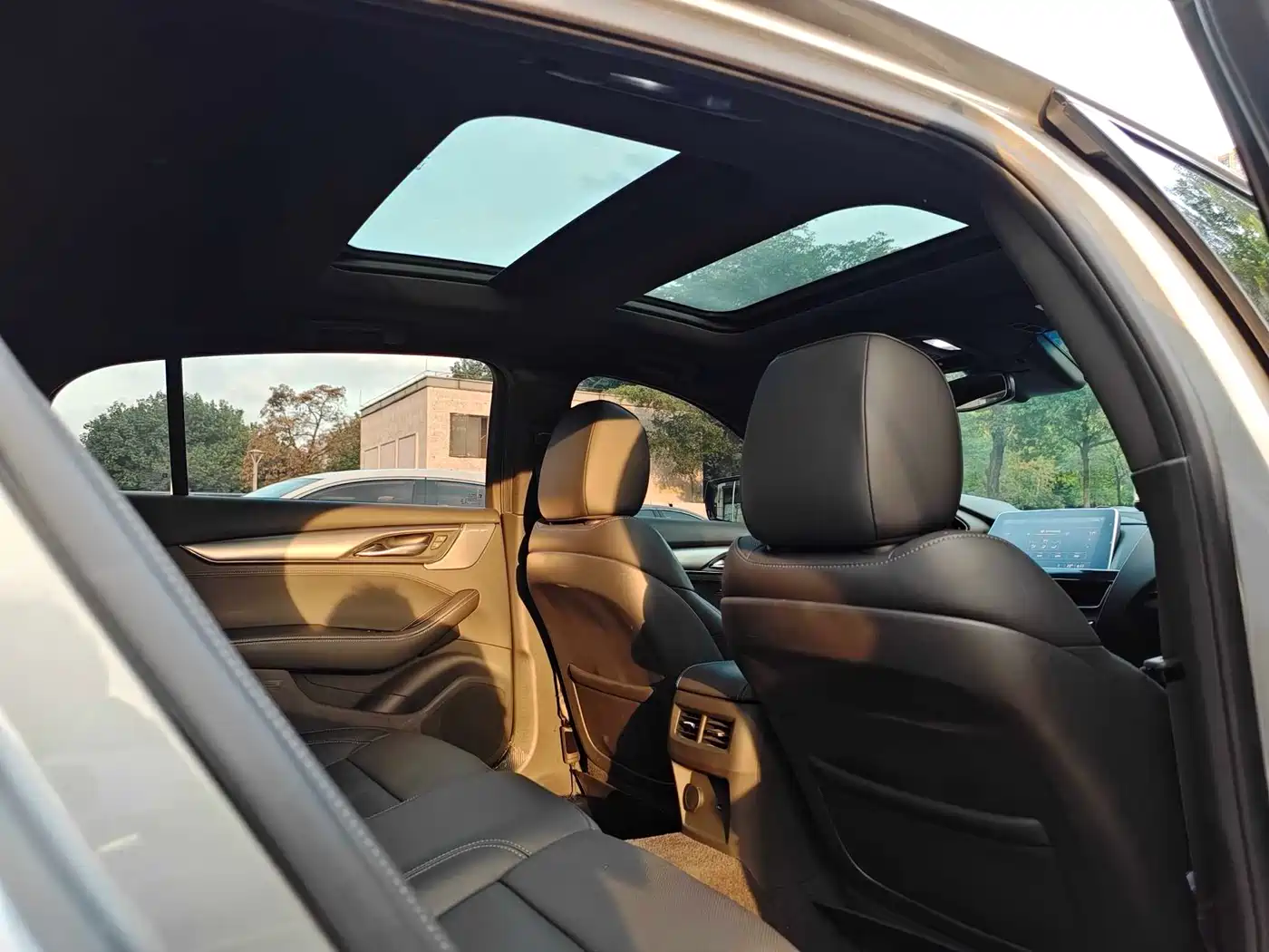 Cadillac CT5 2022 28T Premium Edition фото 13
